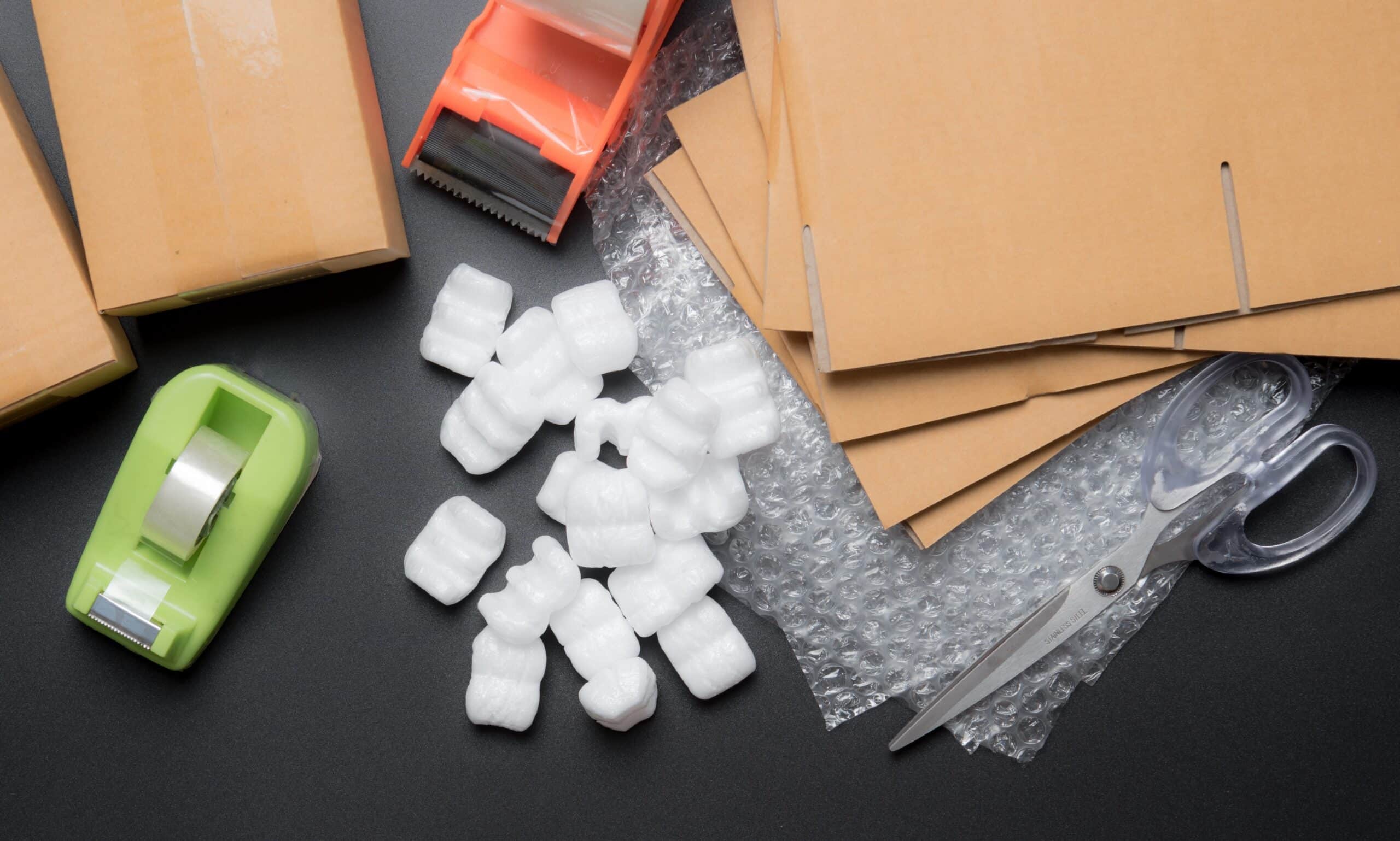 Preparing Fragile Items for Packing and Shipping Services